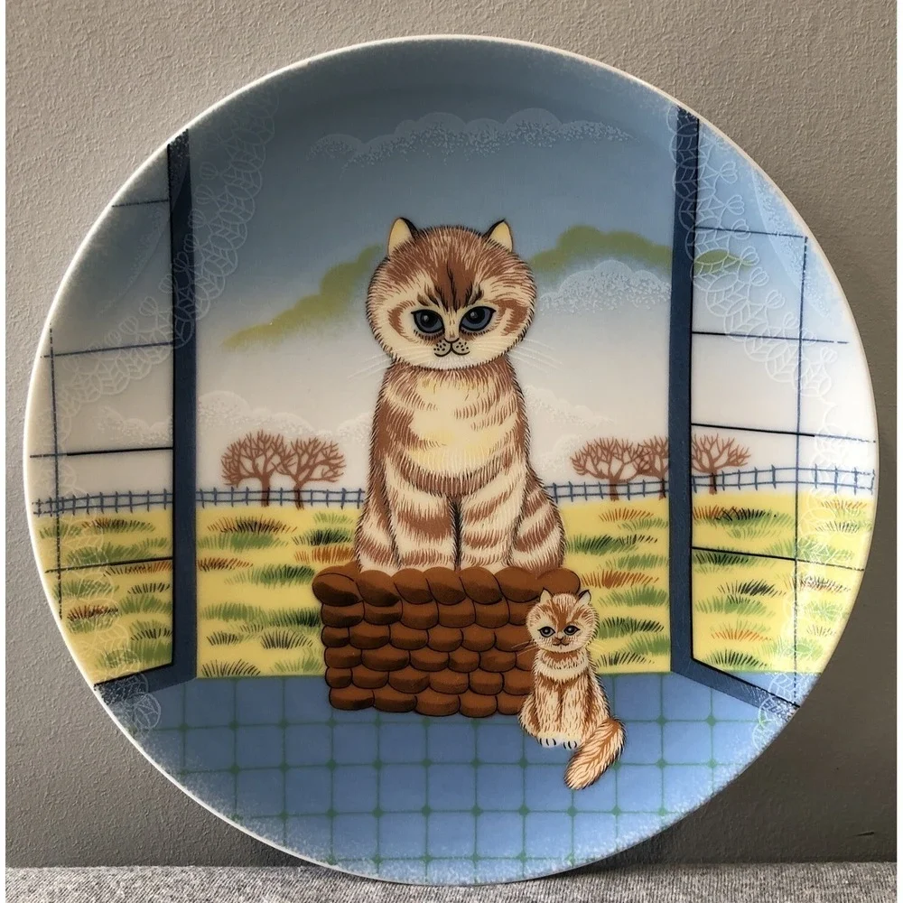 Vintage Artmark Porcelain Plate Cat Kitten Blue Sky Fields Decor Japan 7 3/4
